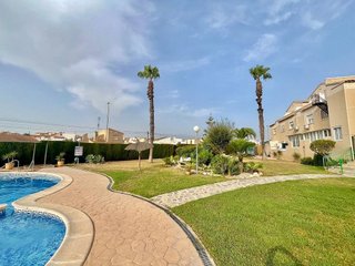 Chalet en venta en Altos - La Florida en Orihuela