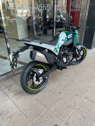 Benelli BKX 125 S 2026