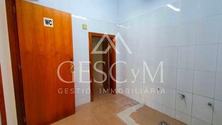Local comercial en alquiler en Les Planes en Sant Joan Despí