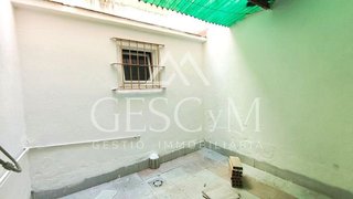 Local comercial en alquiler en Les Planes en Sant Joan Despí