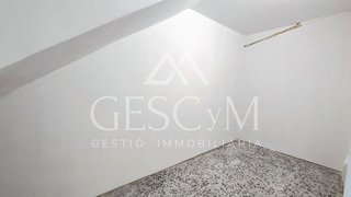 Local comercial en alquiler en Les Planes en Sant Joan Despí