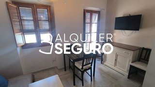 Piso en alquiler en Triana Casco Antiguo en Sevilla