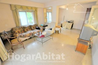 Piso en venta en Marxalenes en Valencia