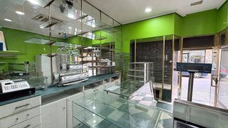 Local comercial en venta en Casco Histórico de Vallecas en Madrid