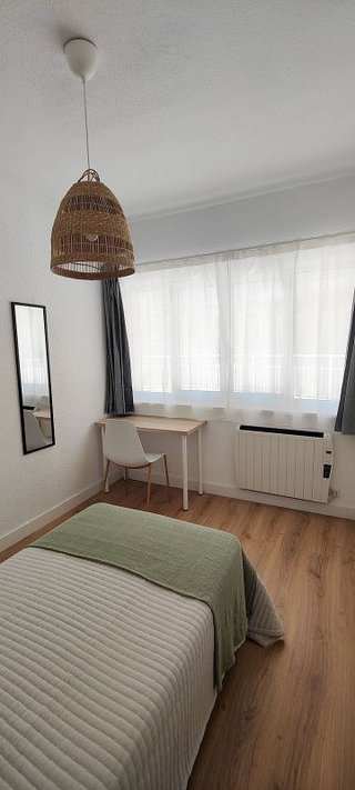 Piso en alquiler en Ensanche - Sar en Santiago de Compostela