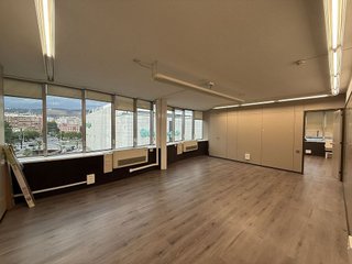 Oficina en alquiler en La Maternitat i Sant Ramon en Barcelona