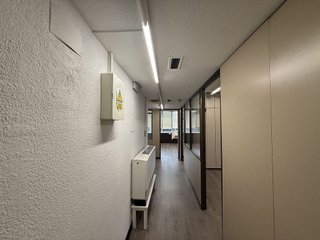Oficina en alquiler en La Maternitat i Sant Ramon en Barcelona