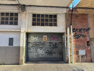 Garaje en venta en Eixample Sud – Migdia en Girona