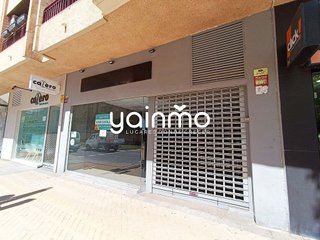 Local comercial en alquiler en Renfe - Bulevar 1º y 2º Fase en Jaén
