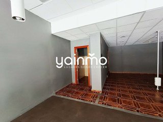 Local comercial en alquiler en Renfe - Bulevar 1º y 2º Fase en Jaén