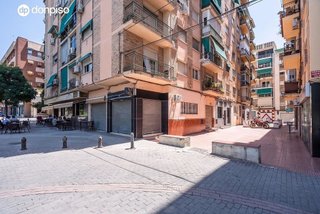 Piso en venta en Camino de Ronda - Rosaleda en Granada