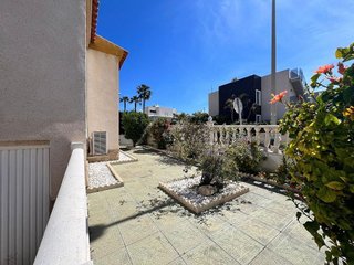 Chalet en venta en Playa de los Locos en Torrevieja