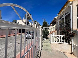Chalet en venta en Playa de los Locos en Torrevieja