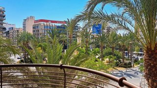 Piso en venta en Ensanche - Diputación en Alicante