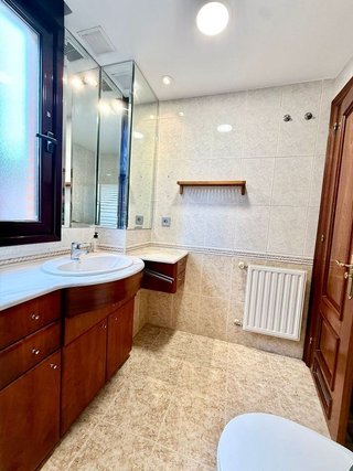 Piso en alquiler en Viesques en Gijón