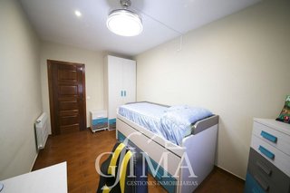 Casa adosada en venta en Tomelloso