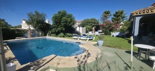 Chalet en alquiler en Elviria en Marbella
