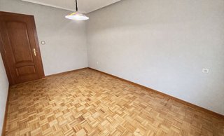 Piso en venta en El Berrón-La Carrera en Siero