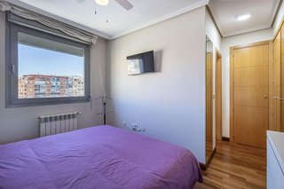 Piso en venta en Camino de Ronda - Rosaleda en Granada