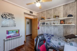 Piso en venta en Camino de Ronda - Rosaleda en Granada