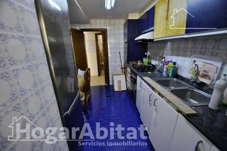 Piso en venta en Ciutat Jardí en Valencia