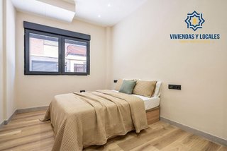 Piso en venta en Camino de Ronda - Rosaleda en Granada