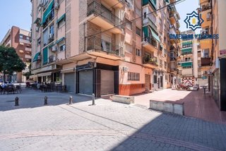 Piso en venta en Camino de Ronda - Rosaleda en Granada