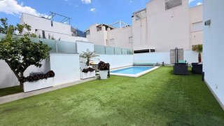 Chalet en venta en Nueva Torrevieja - Aguas Nuevas en Torrevieja
