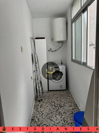 Piso en alquiler en Barrio de Zaidín en Granada