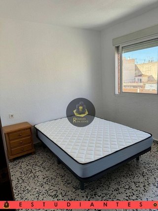 Piso en alquiler en Barrio de Zaidín en Granada
