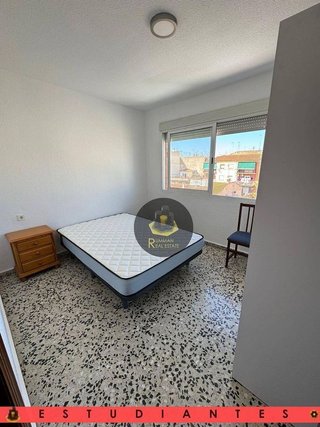 Piso en alquiler en Barrio de Zaidín en Granada