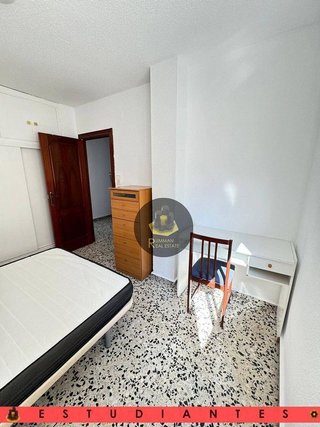 Piso en alquiler en Barrio de Zaidín en Granada