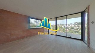 Chalet en venta en Vallirana