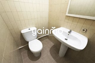 Local comercial en alquiler en Avda de Madrid - Pº de la Estación en Jaén