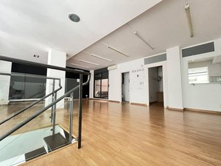 Oficina en alquiler en La Dreta de l'Eixample en Barcelona