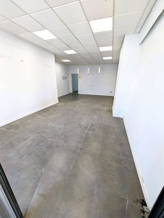 Local comercial en alquiler en El Cerro en Sevilla