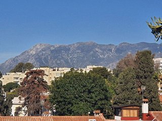 Casa en alquiler en Costabella en Marbella