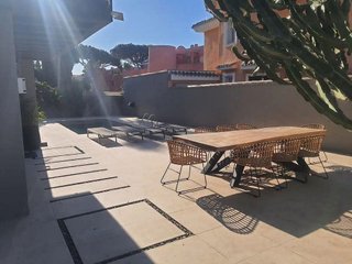 Casa en alquiler en Costabella en Marbella