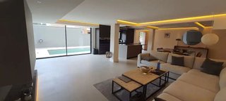 Casa en alquiler en Costabella en Marbella