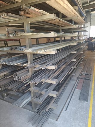 Barras de hierro para construcción