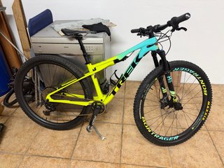 Bicicleta Trek Doble Suspensión 29 Fox Sram
