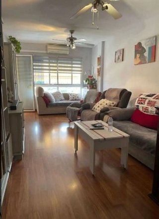 Piso en venta en Tómbola en Alicante