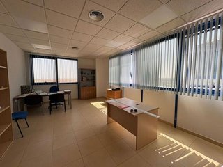 Oficina en venta en San Jerónimo - La Bachillera en Sevilla