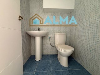 Casa adosada en venta en La Granja-La Colina-Los Pastores en Algeciras