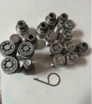 TORNILLOS ANTIRROBO VW GOLF 7 CADDY AUDI SEAT