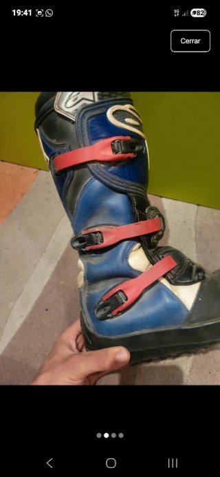 Botas de moto suela marcada marca alpinestar