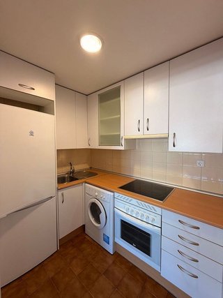 Piso en alquiler en Castillejos en Madrid