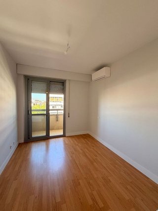 Piso en alquiler en Castillejos en Madrid