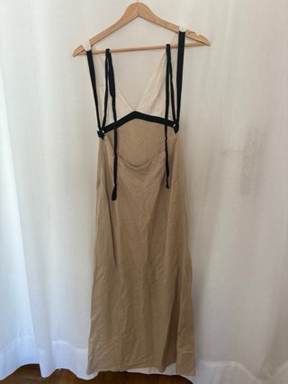 Vestido Zara Midi Beige y Blanco