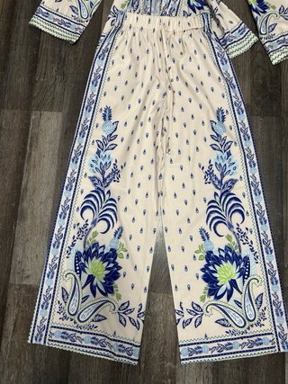 Conjunto de seda estampado